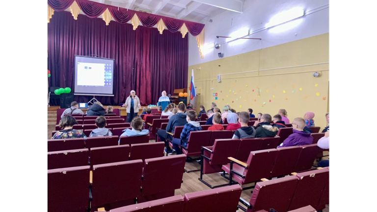 Брянские православные миссионеры посетили Супоневскую школу-интернат