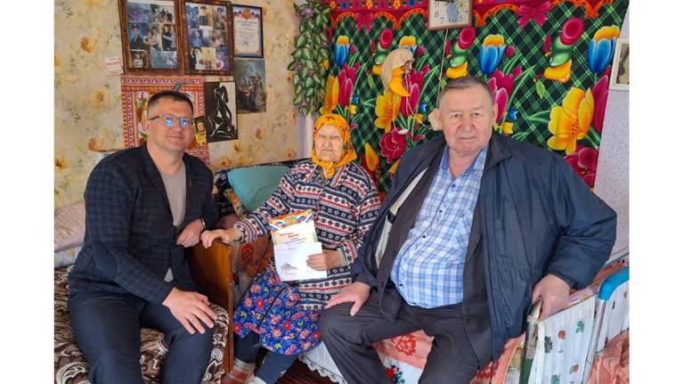 Ветеран Великой Отечественной войны Зинаида Ворона из Унечи отметила 95-летие