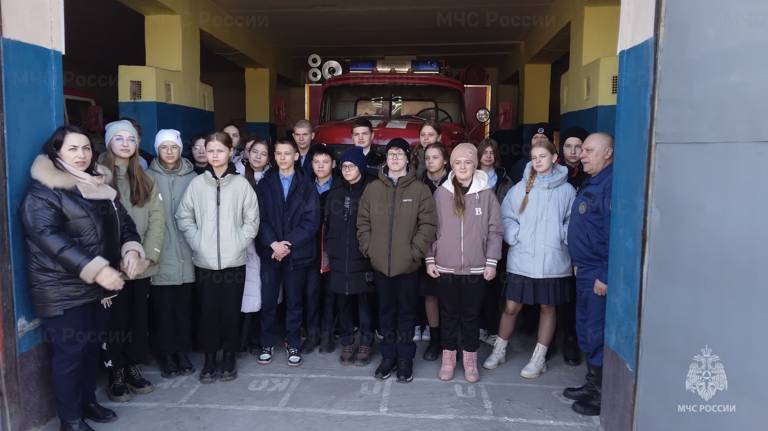 Климовские и севские школьники побывали в гостях у пожарных