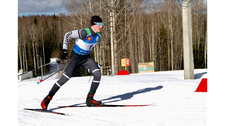 Брянский лыжник Даниил Андреев завоевал бронзу чемпионата России