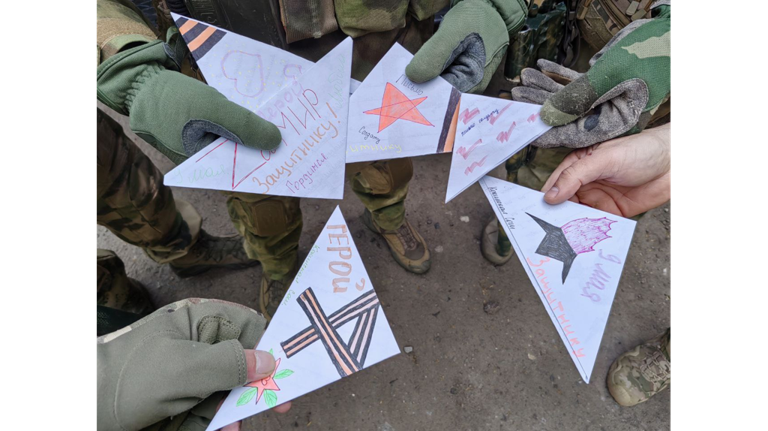 Школьники Брянской области написали письма росгвардейцам на приграничье