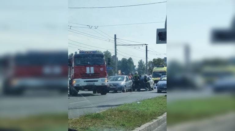 В Брянске на проспекте Московском произошло жуткое ДТП