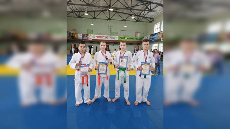 Брянские дзюдоисты взяли 4 медали на турнире в Орле
