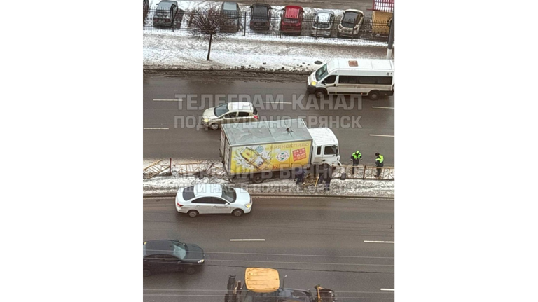 В Брянске скончался водитель попавшего в ДТП грузовика