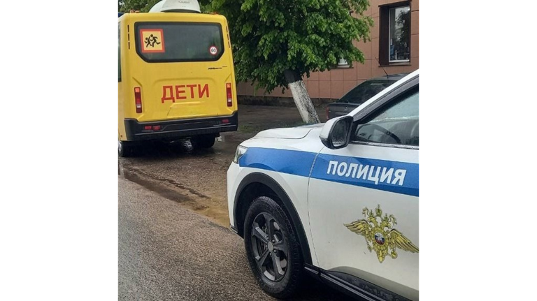 В Климово водитель управлял детским автобусом в состоянии опьянения