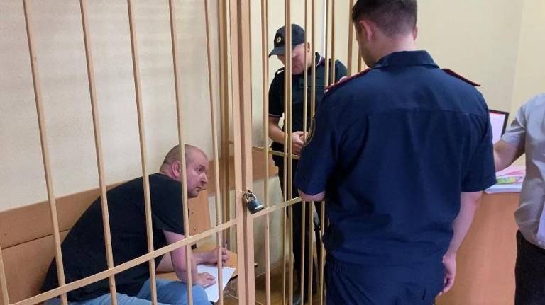 В Брянске борец с коррупцией погорел на взятке за «крышевание» табачного бизнеса