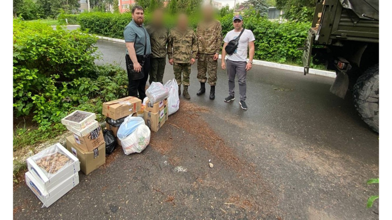 Брянский военный священник передал гуманитарную помощь в зону СВО