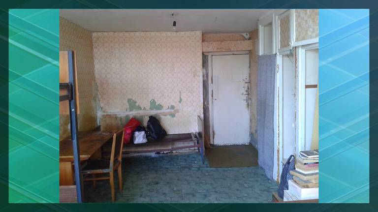 Жителю Брянска для временного проживания выделили квартиру без сантехники и ремонта