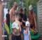 В Брянске участники летнего фестиваля устроили массовое поедание арбузов