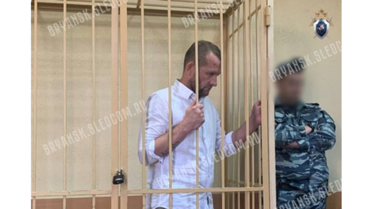 В Брянске осудили киллера за убийство милиционера Хохлова в 2001-м году