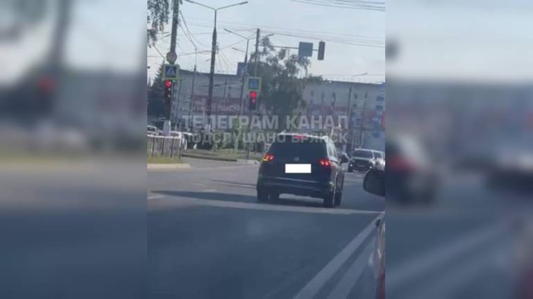 В Брянске оштрафовали водителя Volkswagen по публикации из сети