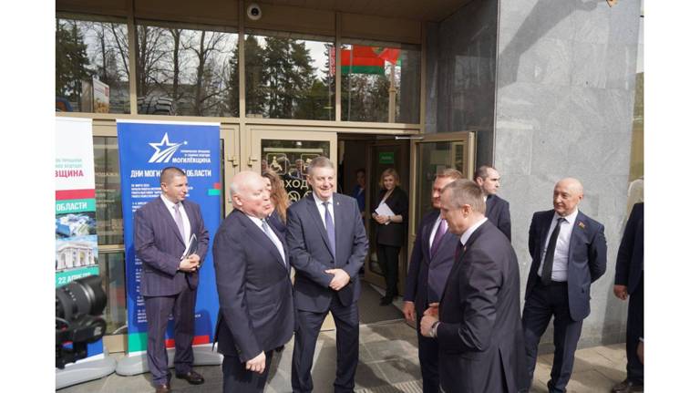 Брянский губернатор Богомаз участвует в открытии Дней Могилевской области на ВДНХ