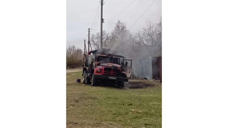 При атаке ВСУ на село Хоромное Климовского района сгорела пожарная машина