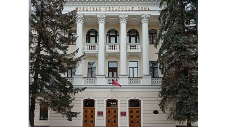 Двое жителей Брянщины награждены почетным знаком за заслуги в развитии спорта