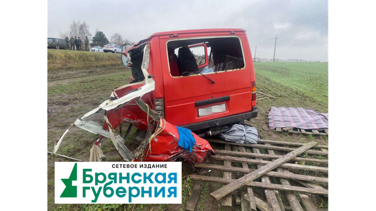 Появились фото с места смертельного ДТП в Комаричском районе Брянской области