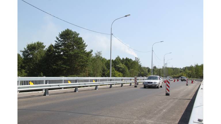 На подъезде к Фокино открыли движение по одной полосе нового моста через Болву