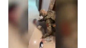 Появилось видео задержания брянской банды, обслуживавшей нелегальные узлы связи