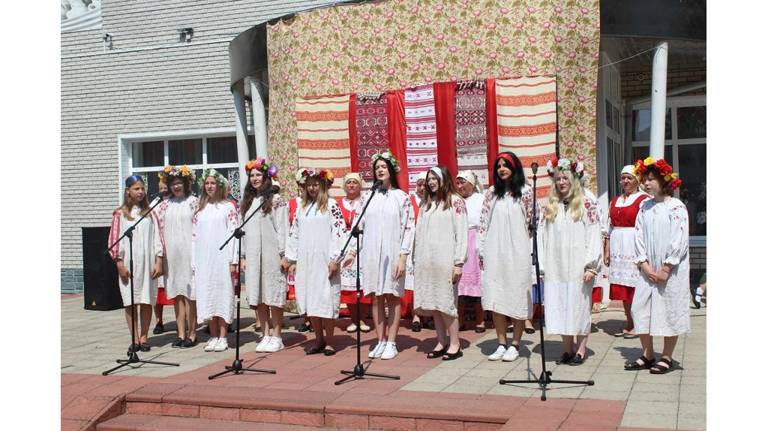 В брянском селе Гордеевка состоялся «День фольклора»