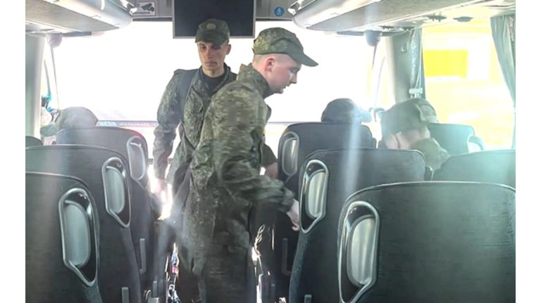 Двух брянских военнослужащих освободили из украинского плена