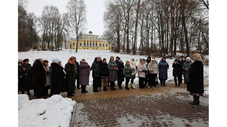 В брянском Овстуге отпраздновали день рождения поэта Ф. И. Тютчева