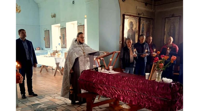 В брянском поселке Навля простились с бойцом СВО Виталием Новцевым