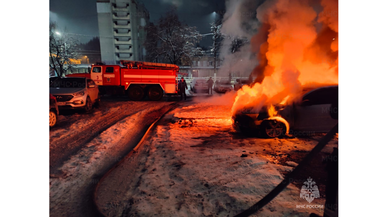 Ночью на проспекте Московском сгорела машина