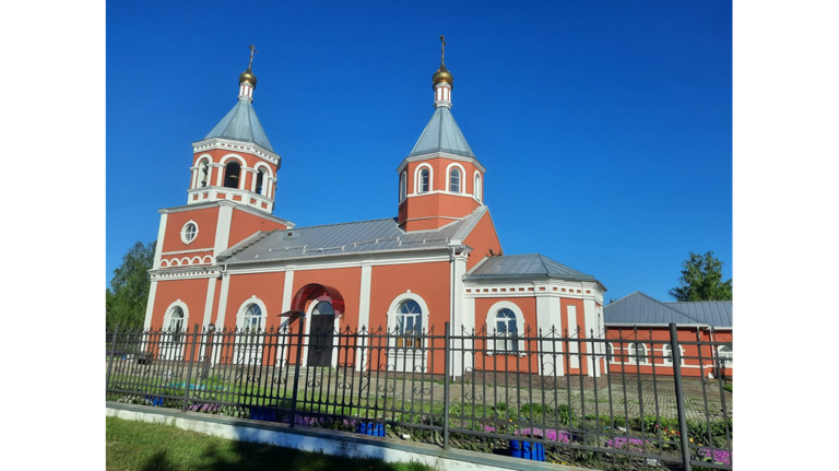 Брянский храм поселка Пальцо отметил престольный праздник