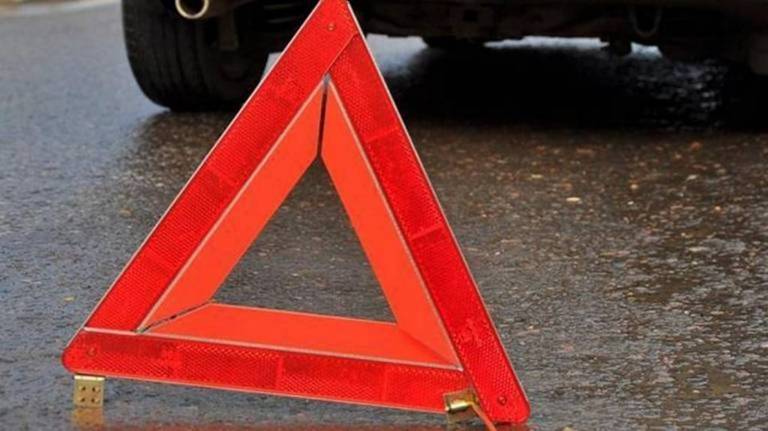 На брянской трассе столкнулись две девушки на иномарках: ранена 19-летняя пассажирка