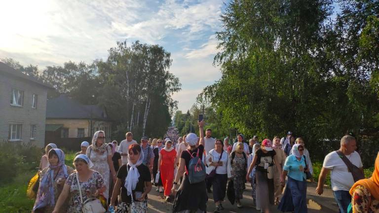 Брянские паломники стали участниками Тутаевского крестного хода