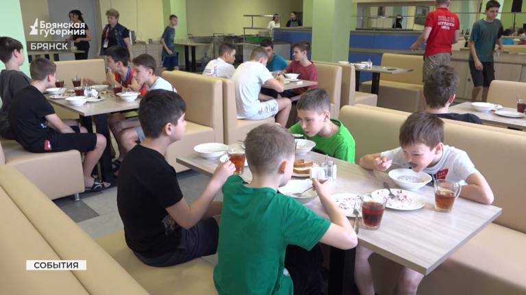Брянск стал вторым домом для эвакуированных из Белгорода юных баскетболистов