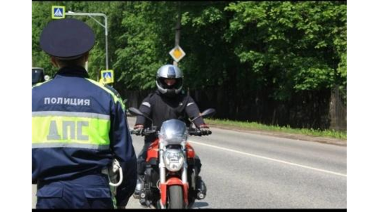 В Брянске за четыре дня на нарушениях ПДД попались 27 мотоциклистов