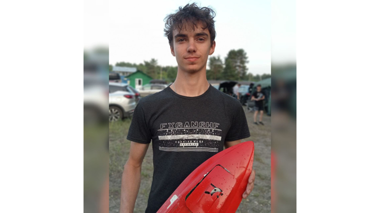 Двое брянцев победили на чемпионате России по судомодельному спорту