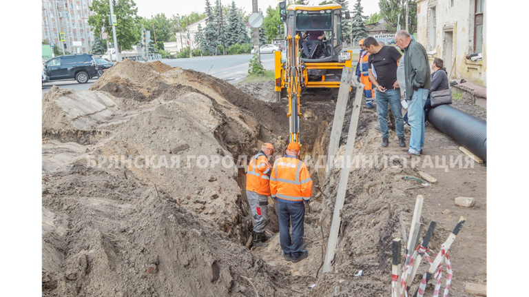 В Фокинском районе Брянска начали строить сеть ливневых канализаций