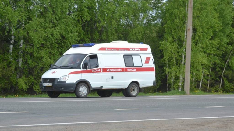 В Новозыбкове скорая помощь привезла в больницу 55-летнего мужчину в коме