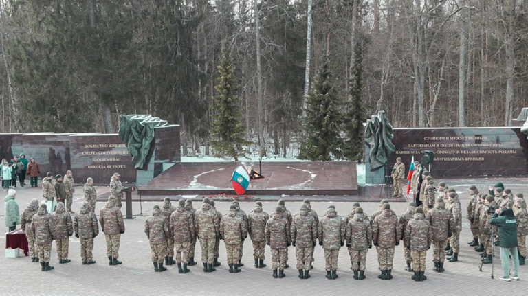 28 бойцов бригады «БАРС-Брянск» получили медали от министра обороны