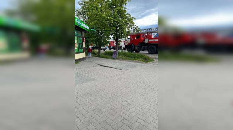 В торговом центре Новозыбкова упал грузовой лифт
