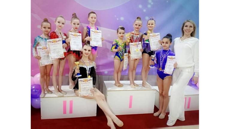 Клинцовские гимнастки привезли из Подольска золотые медали