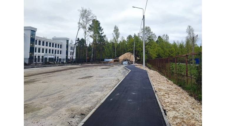 В Брянске по нацпроекту строят тротуары к военному госпиталю