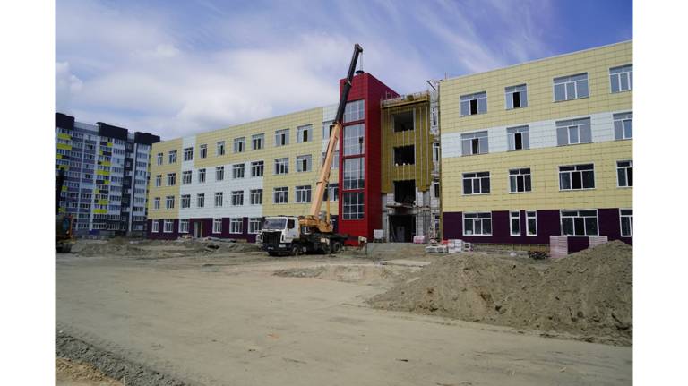 В Брянске завершается строительство школы в микрорайоне на Флотской