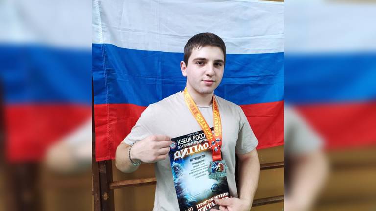 Брянский студент Валерий Леонов завоевал Кубок России по силовым видам спорта