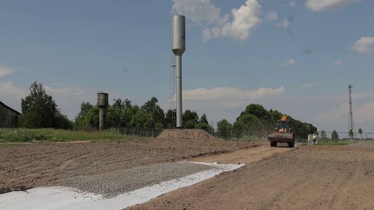 В брянском селе Ущерпье продолжается реконструкция водоснабжения