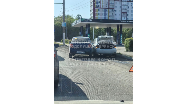 В Брянске на ремонтируемом участке проспекта Московского произошло ДТП