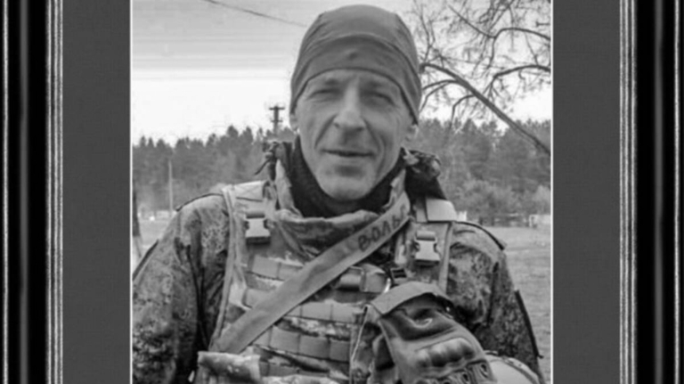 В Клинцах простятся с героем СВО Олегом Поздняковым