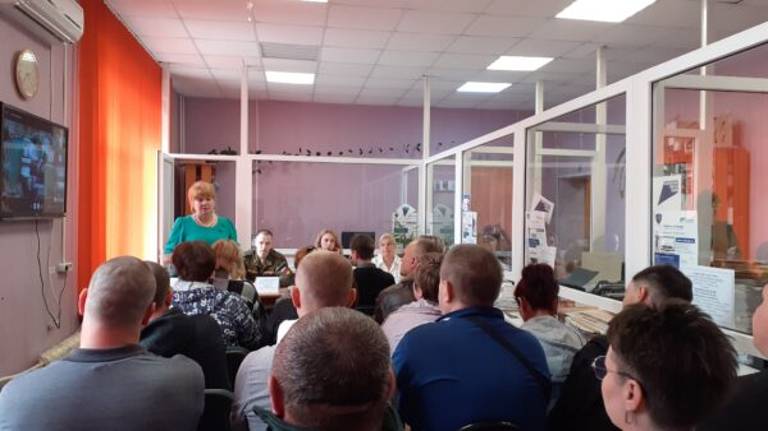 В Трубчевском Центре занятости населения прошла ярмарка вакансий