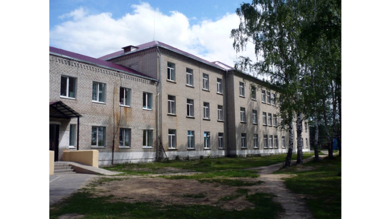 В Клетне продолжается ремонт терапевтического отделения ЦРБ