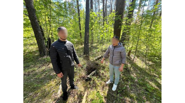 Брянские полицейские задержали оптовых наркозакладчиков