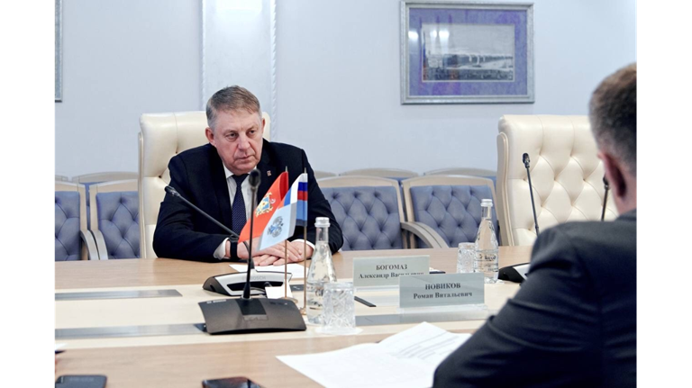 Брянский губернатор встретился с руководителем Федерального дорожного агентства