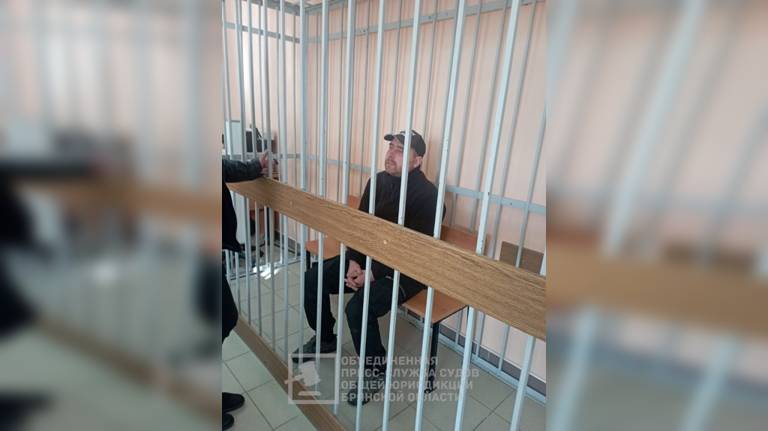 В Выгоничах арестовали гражданина за подстрекательство бойца СВО сдаться в плен ВСУ