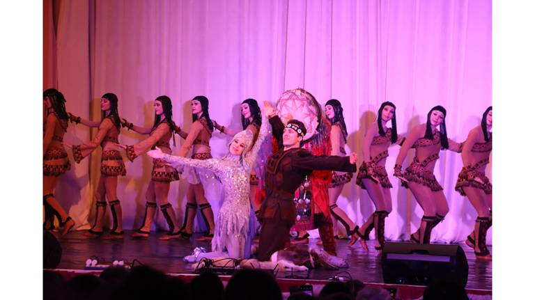 Русский национальный балет «Кострома» дал благотворительный концерт в Стародубе