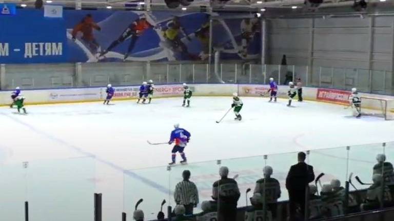 Брянские хоккеисты проиграли и второй домашний матч «Юнисону» из Москвы